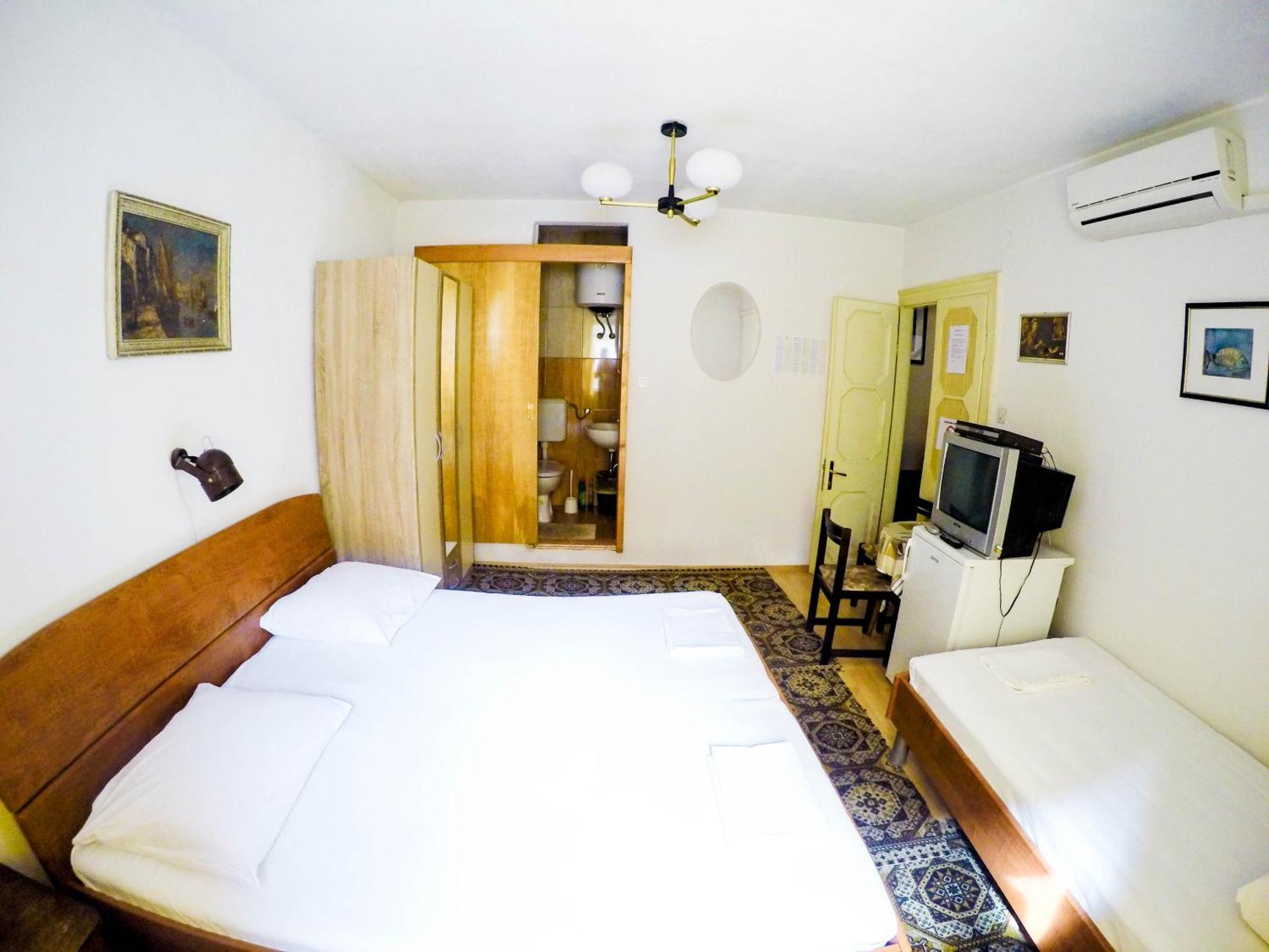 Accommodation Old Town Vitaic コルチュラ 部屋 写真