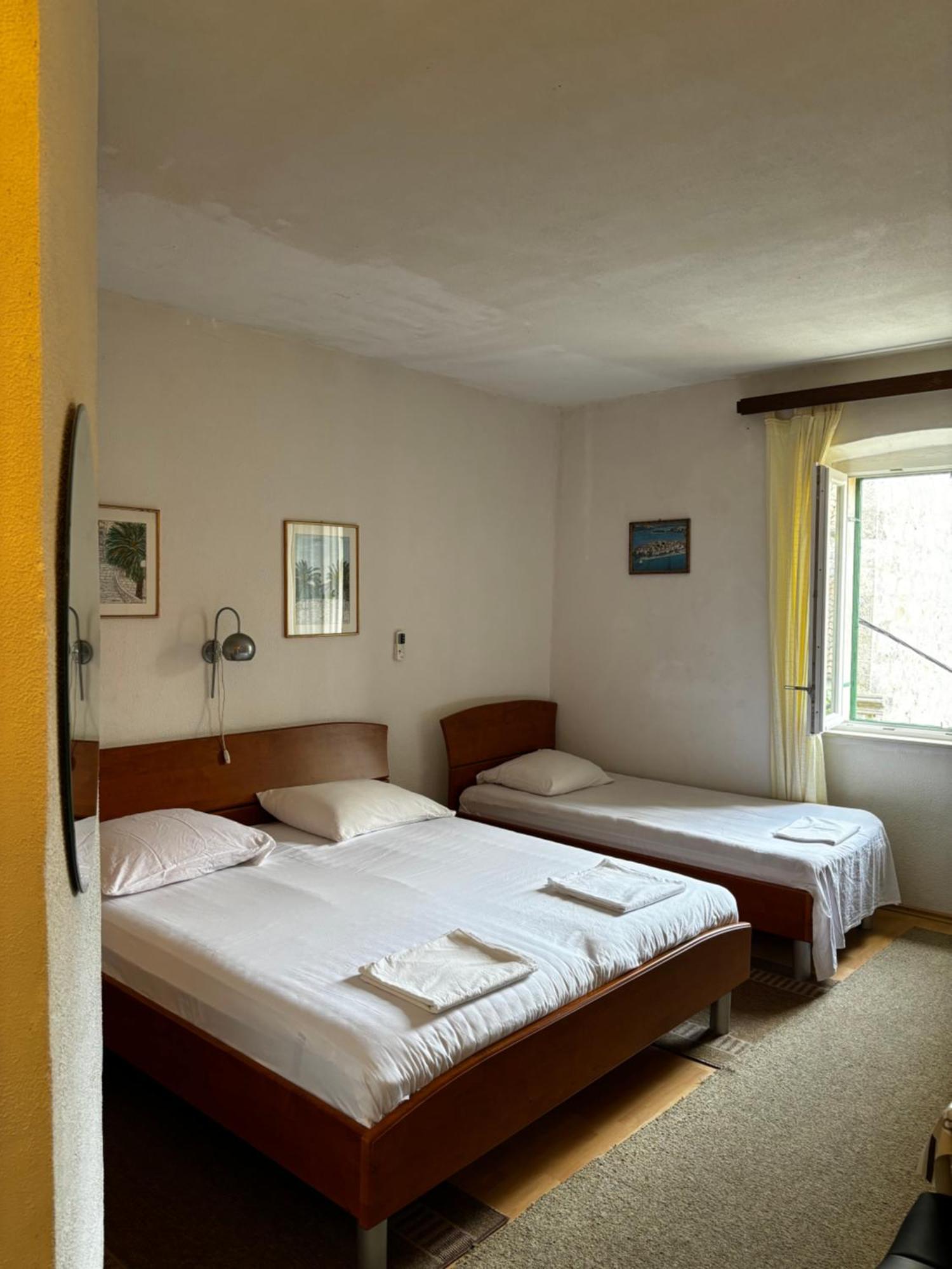 Accommodation Old Town Vitaic コルチュラ エクステリア 写真
