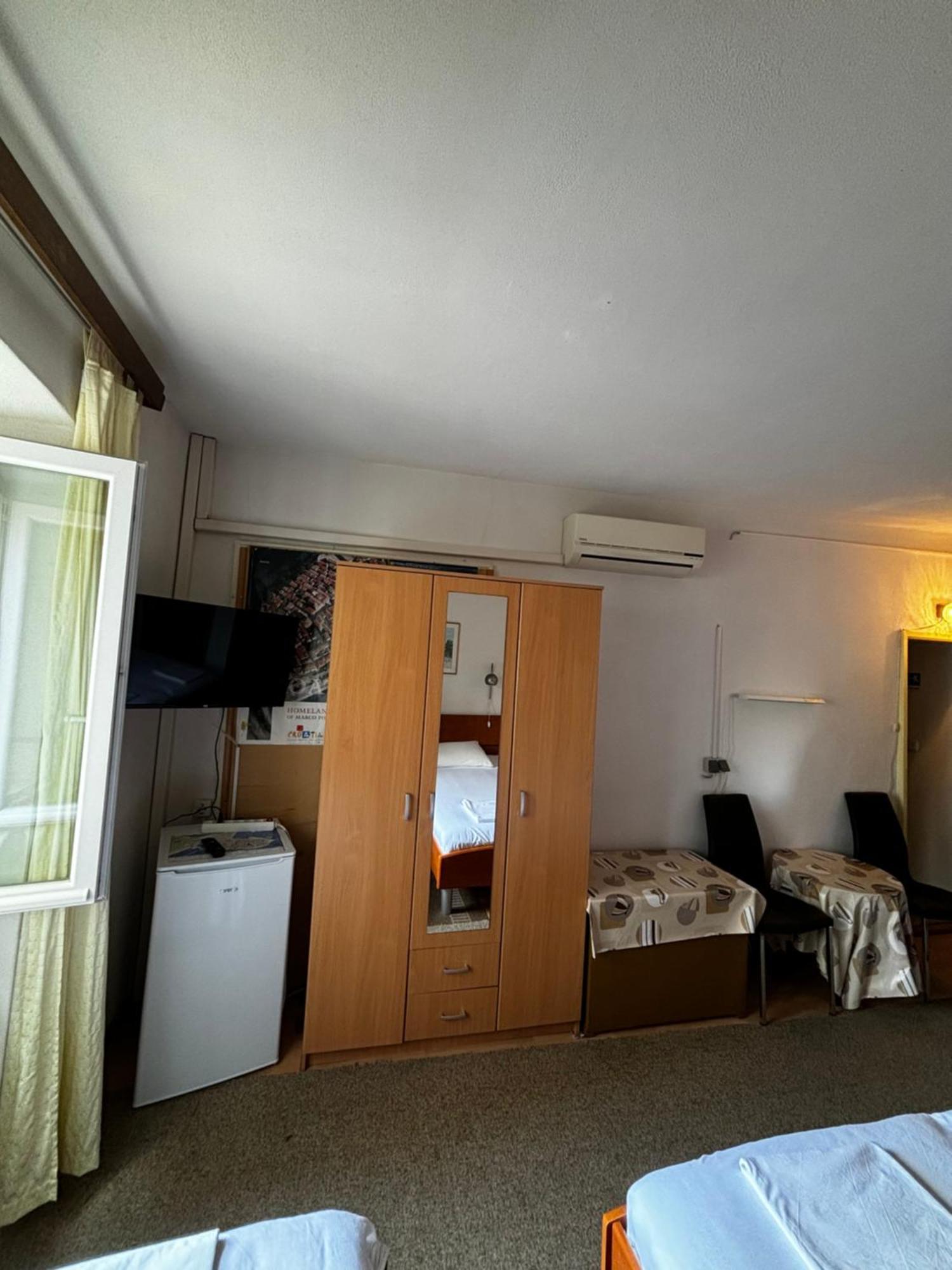 Accommodation Old Town Vitaic コルチュラ エクステリア 写真