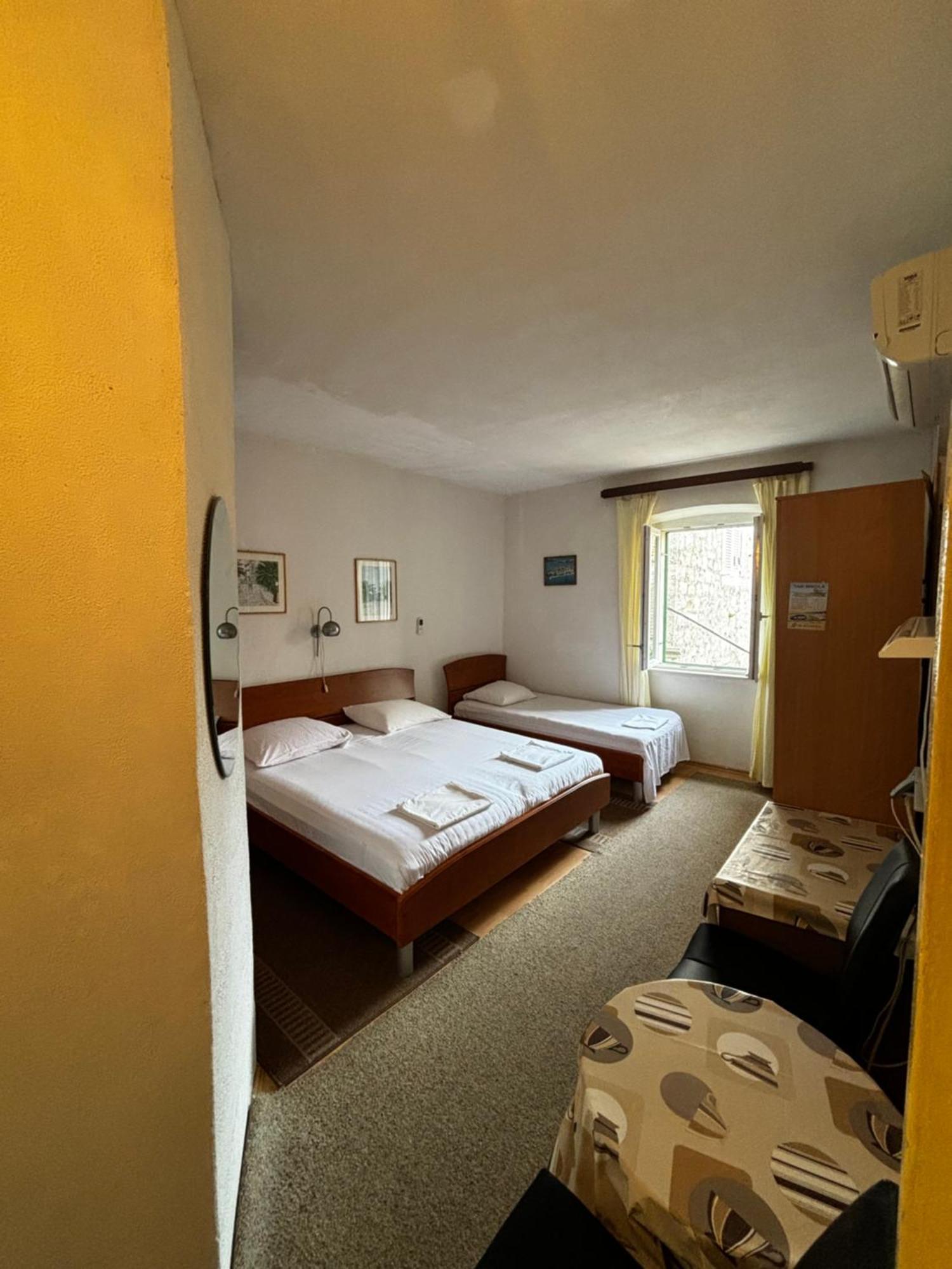 Accommodation Old Town Vitaic コルチュラ エクステリア 写真